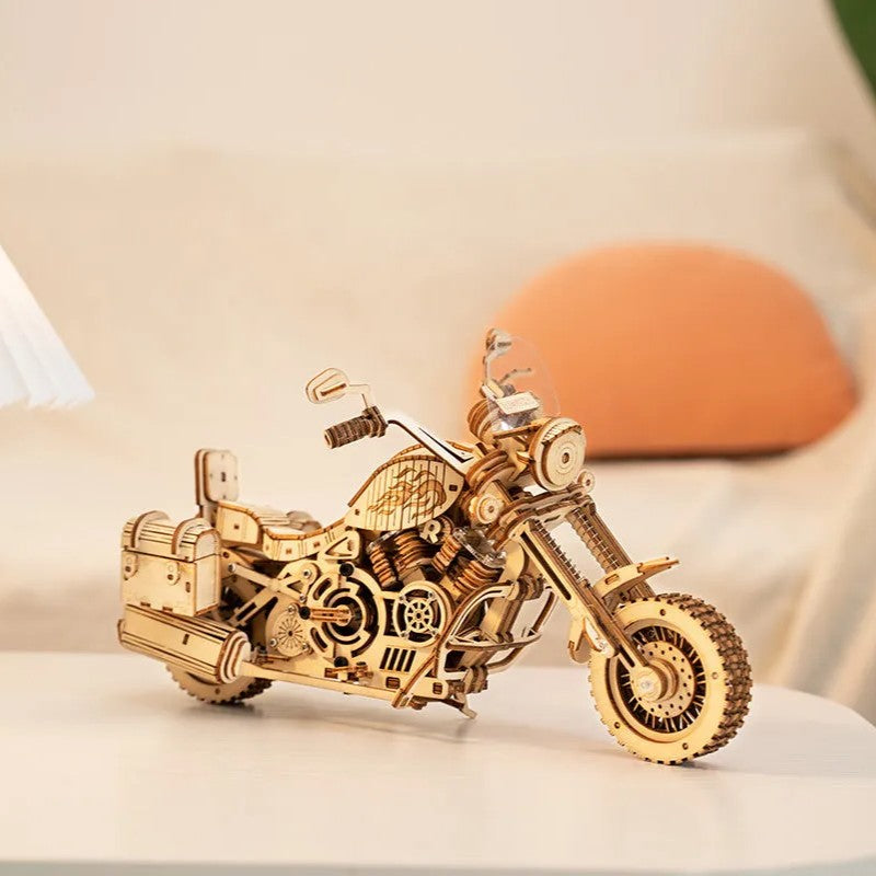 Maquette de Moto en Bois 3D