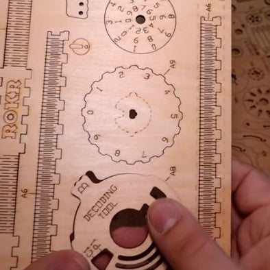 La Boîte aux Trésors – Puzzle mécanique en bois 3D