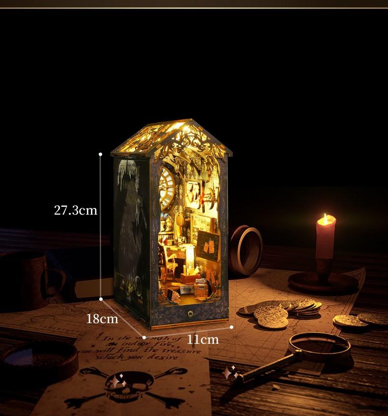 Coin livre à thème en bois – Agence de détective