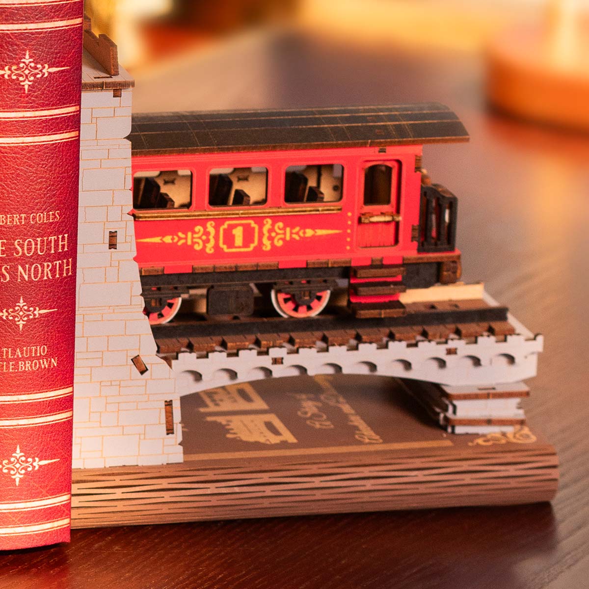 Train d’Époque – Serre-livre en bois 3D