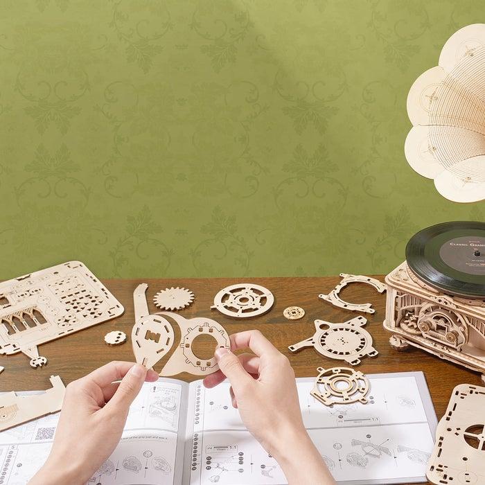 Gramophone – Maquette Réaliste en Bois 3D