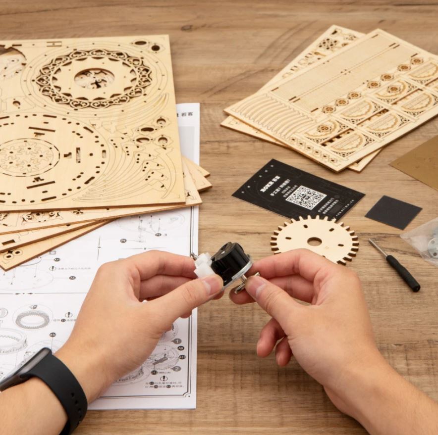 Lanterne victorienne – Puzzle musical en bois 3D