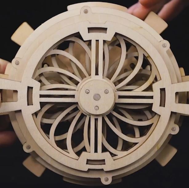 Calendrier perpétuel – Puzzle mécanique en bois 3D