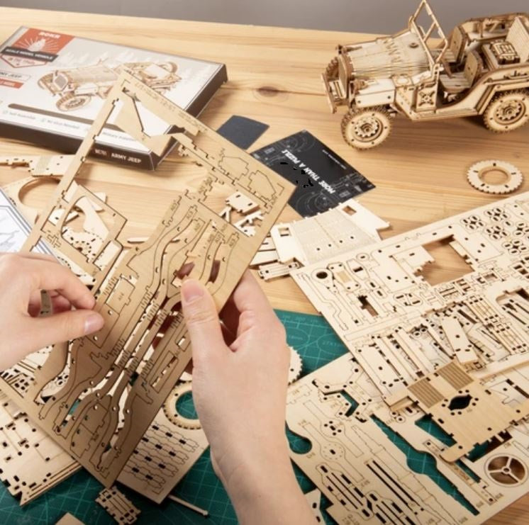 Jeep de l’armée – Puzzle en bois 3D