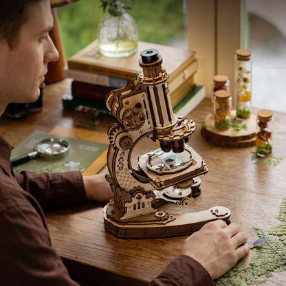 Puzzle 3D mécanique en bois représentant un microscope