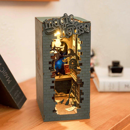 ESPACE BOUQUINS- MINIATURE EN BOIS 3D