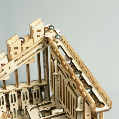 Descente Express – Puzzle mécanique en bois 3D