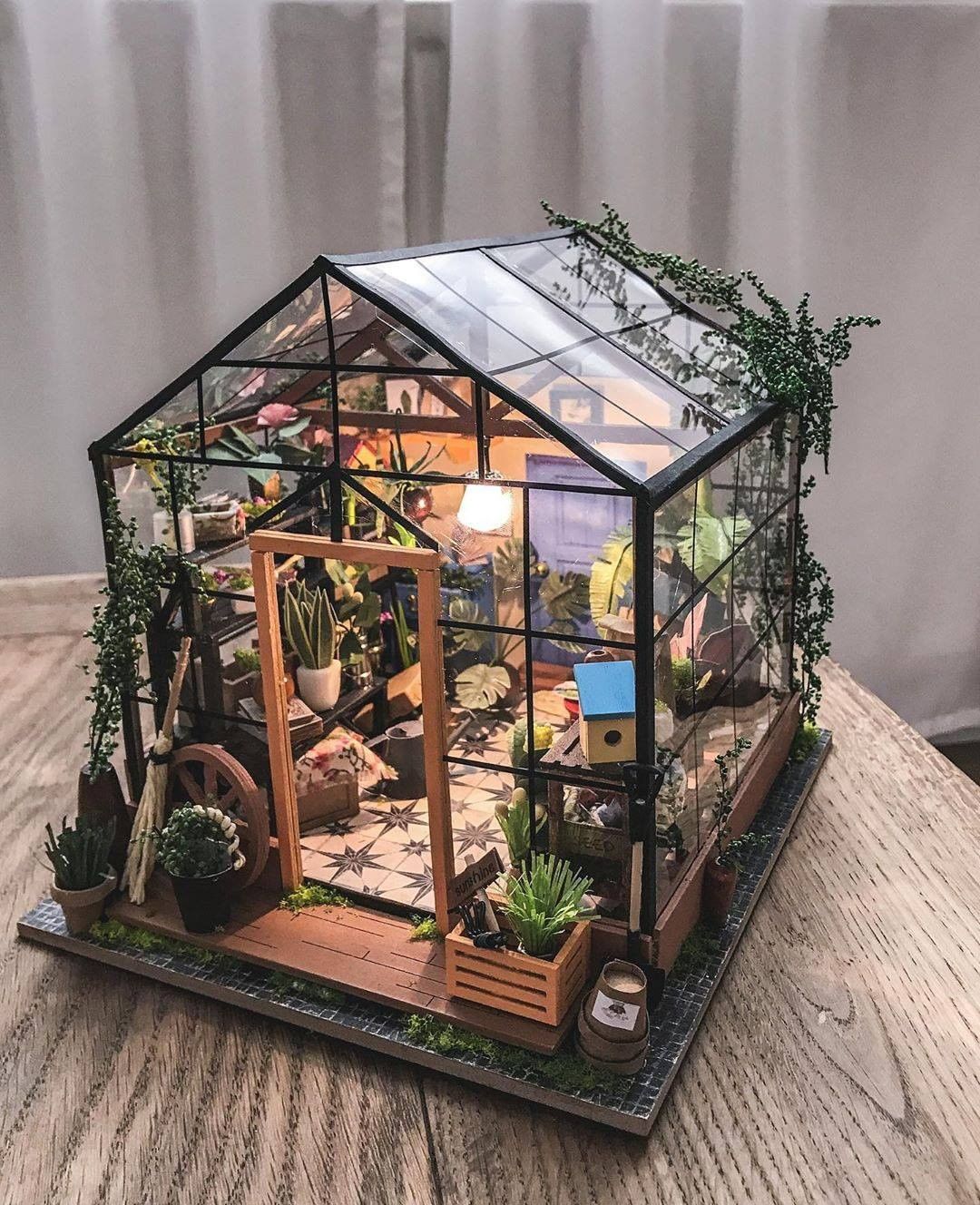 DIY : comment fabriquer une maison miniature réaliste ?